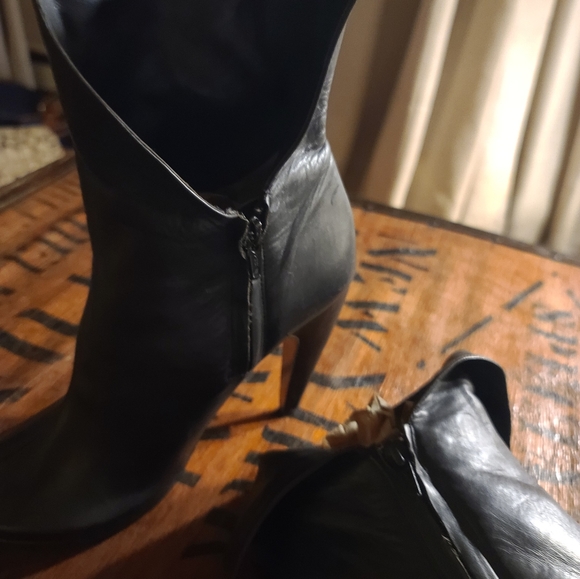 ITALIAN  LEATHER (vero curo) DOlCE VITA BLACK OPEN TOE SIDE ZIP BOOTS - Picture 12 of 16
